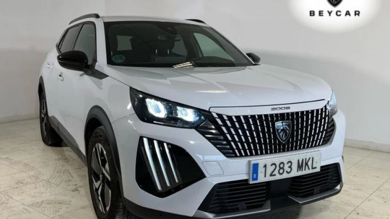 Peugeot 2008 Allure Pack Puretech 100 S&S 6 Vel. MAN Peugeot 2008 Allure Pack Puretech 100 S&S 6 Vel. MAN