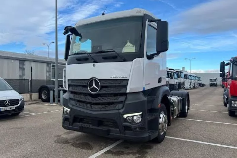 Mercedes-Benz Actros 1845 LS Mercedes-Benz Actros 1845 LS