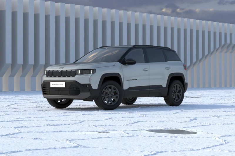 Jeep Compass eHybrid Jeep Compass MHEV First Edition Jeep Compass eHybrid Jeep Compass MHEV First Edition