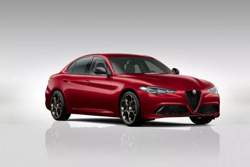 Alfa Romeo Giulia Intensa 2.0T 280 CV AT8 Alfa Romeo Giulia Intensa 2.0T 280 CV AT8