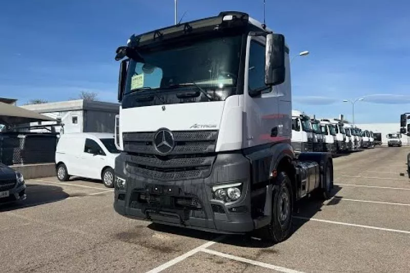 Mercedes-Benz Actros 1851 LS Mercedes-Benz Actros 1851 LS