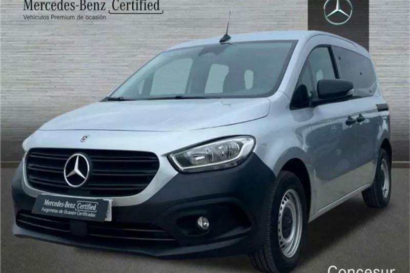 Mercedes-Benz Citan 110 CDI 70kW Tourer Base Largo Mercedes-Benz Citan 110 CDI 70kW Tourer Base Largo