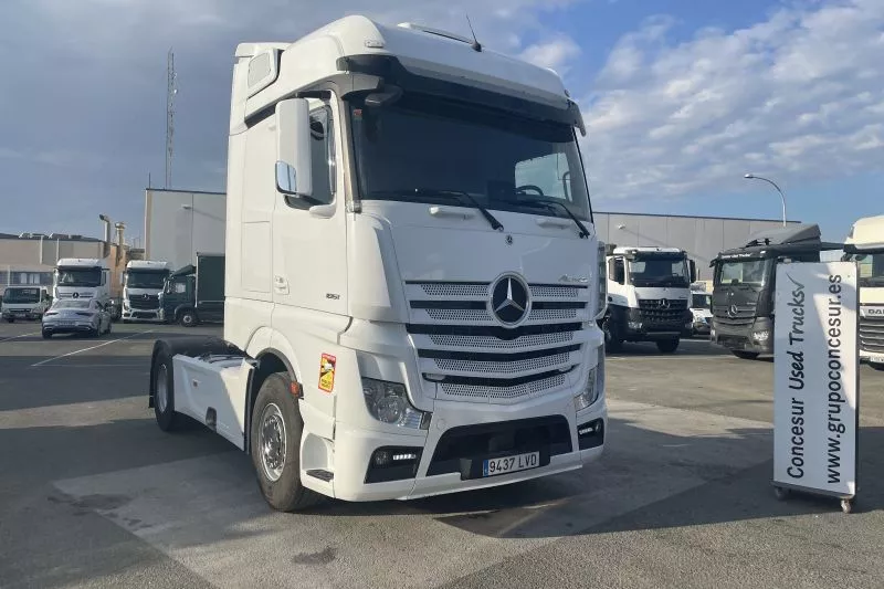 Mercedes-Benz Actros 1851LS