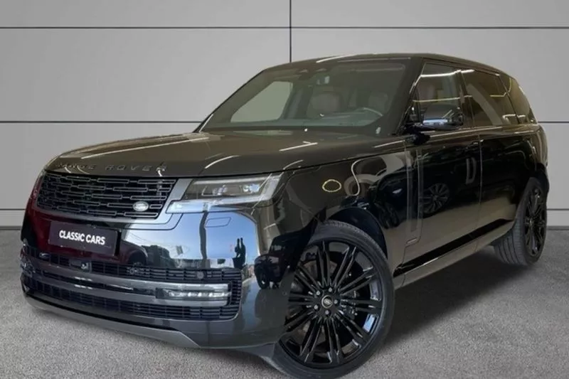 Land Rover Range Rover 4.4 V8 MHEV Autobiography LWB LWD Auto 390 kW (530 CV) Land Rover Range Rover 4.4 V8 MHEV Autobiography LWB LWD Auto 390 kW (530 CV)