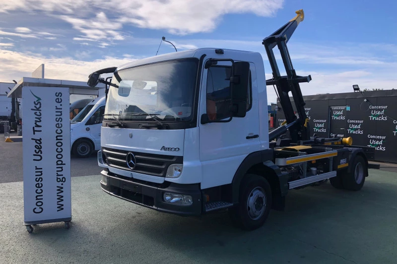 Mercedes-Benz Atego 1218 LNR + GANCHO PORTACONTENEDORES JIMECA 8 T. NUEVO