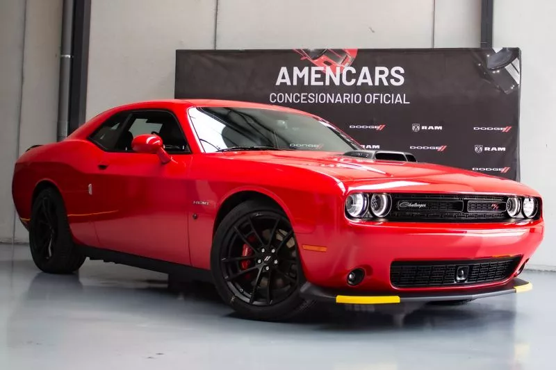 Dodge Challenger R/T SHAKER Dodge Challenger R/T SHAKER