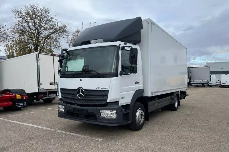 Mercedes-Benz Atego 1223 L