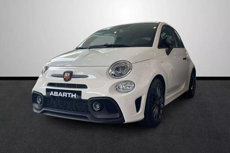 Abarth 500 695 1.4 T-Jet 180 CV