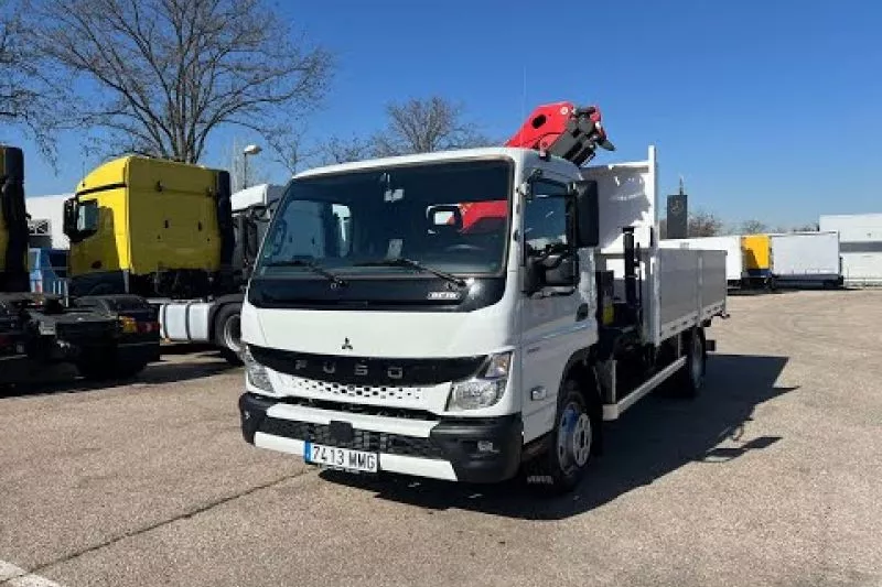 Mitsubishi Fuso Canter 9C18