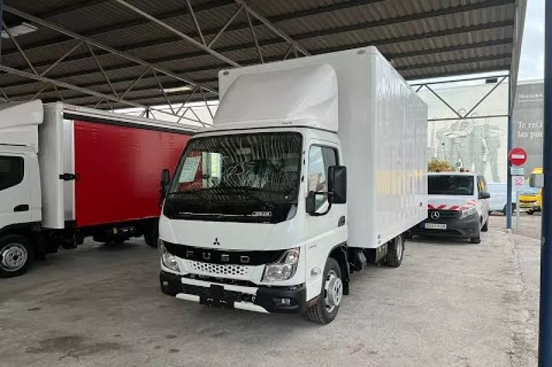 Mitsubishi Fuso Canter 3S13