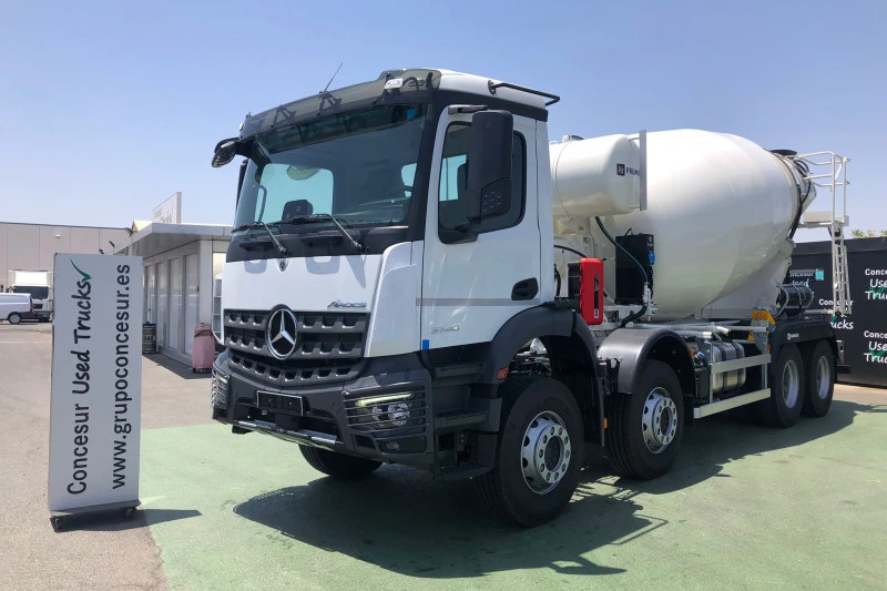 Mercedes-Benz Arocs 3740B