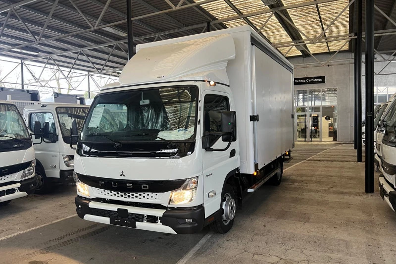 Fuso Canter 3.6 Ton 3C15 Botellero