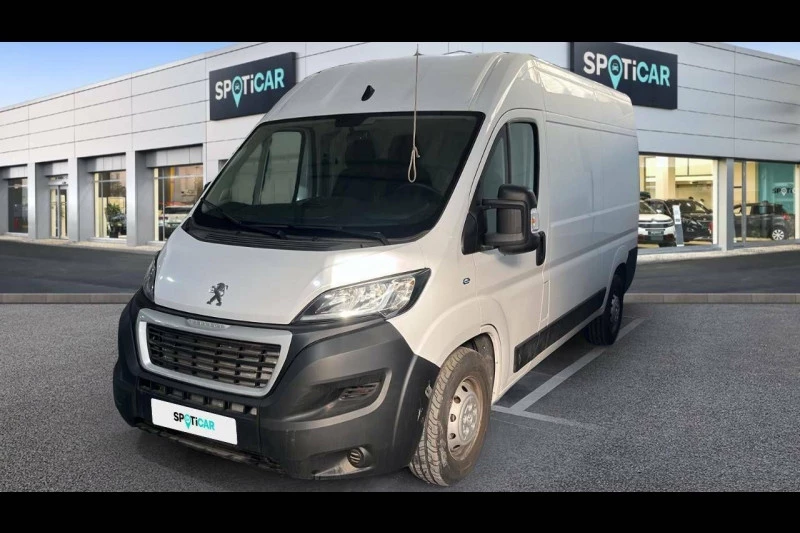 Peugeot Boxer 435 L2 H2 Motor eléctrico 90 kw 37kWh Peugeot Boxer 435 L2 H2 Motor eléctrico 90 kw 37kWh