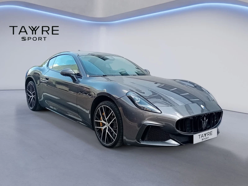 Maserati GranTurismo Trofeo V6 550CV AWD Maserati GranTurismo Trofeo V6 550CV AWD