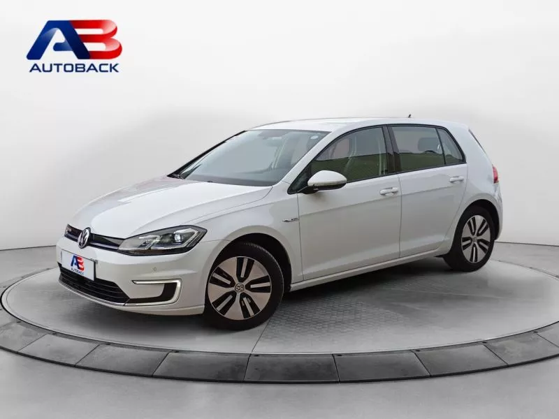 Volkswagen Golf e-Golf ePower 100 kW (136CV) Volkswagen Golf e-Golf ePower 100 kW (136CV)