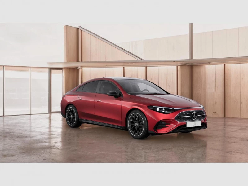 Mercedes-Benz CLA  180 con tecnologia hibrida