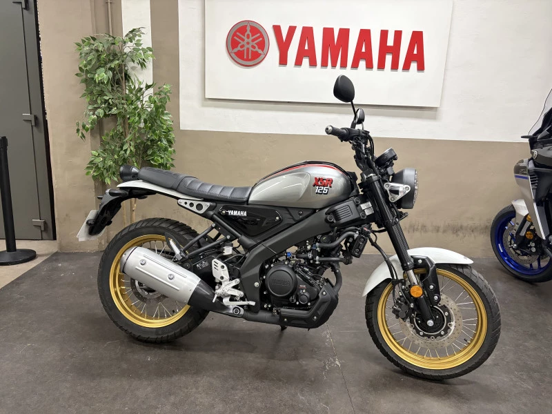 Yamaha XSR 125 LEGACY Yamaha XSR 125 LEGACY
