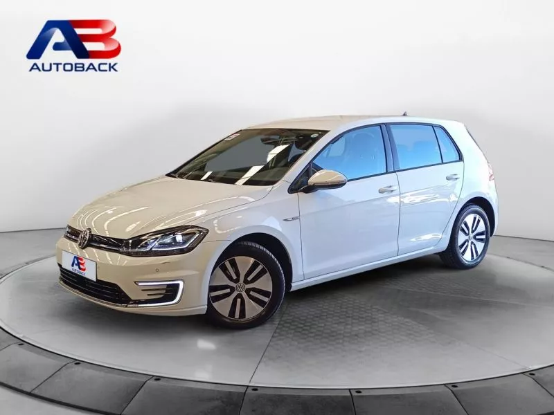 Volkswagen Golf e-Golf ePower 100 kW (136CV) Volkswagen Golf e-Golf ePower 100 kW (136CV)
