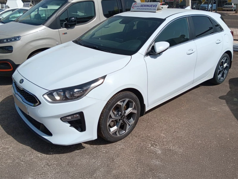 Kia Ceed 1.0 T-GDI 88KW TECH 5P Kia Ceed 1.0 T-GDI 88KW TECH 5P