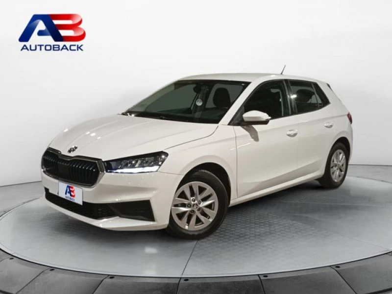 Skoda Fabia 1.0 MPI 59KW (80CV) Ambition Skoda Fabia 1.0 MPI 59KW (80CV) Ambition
