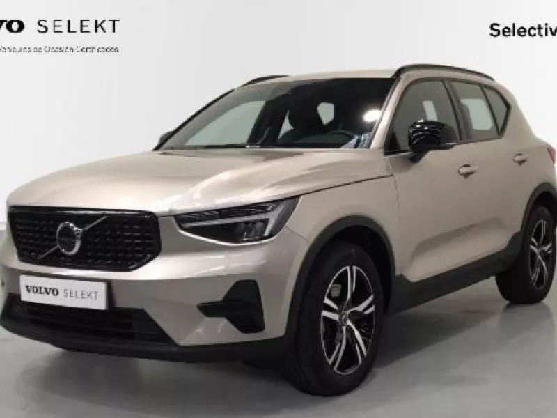 Volvo XC40 XC40 Plus, B3 mild hybrid, Gasolina, Dark