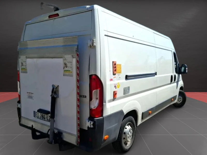 Peugeot Boxer Furgon con trampilla elevadora L3H2 Peugeot Boxer Furgon con trampilla elevadora L3H2