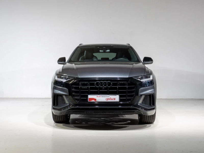 Audi Q8 Black line 60 TFSIe 360kW quattro tiptro