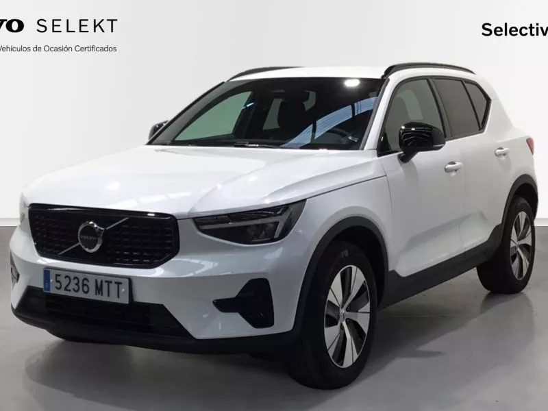 Volvo XC40 2.0 B3 PLUS DARK AUTO 163 5P