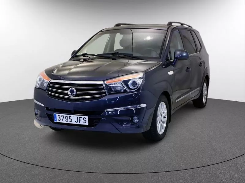 Ssangyong RODIUS 2.0 XDI LIMITED 5P 7 PLAZAS