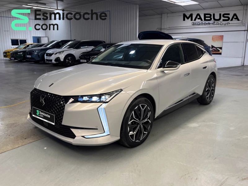 DS 4 Hybrid Étoile Alcantara@