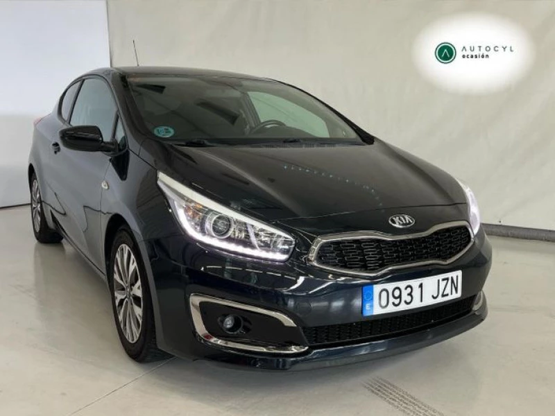 Kia Ceed 1.0 T-GDi 88kW (120CV) Concept Kia Ceed 1.0 T-GDi 88kW (120CV) Concept