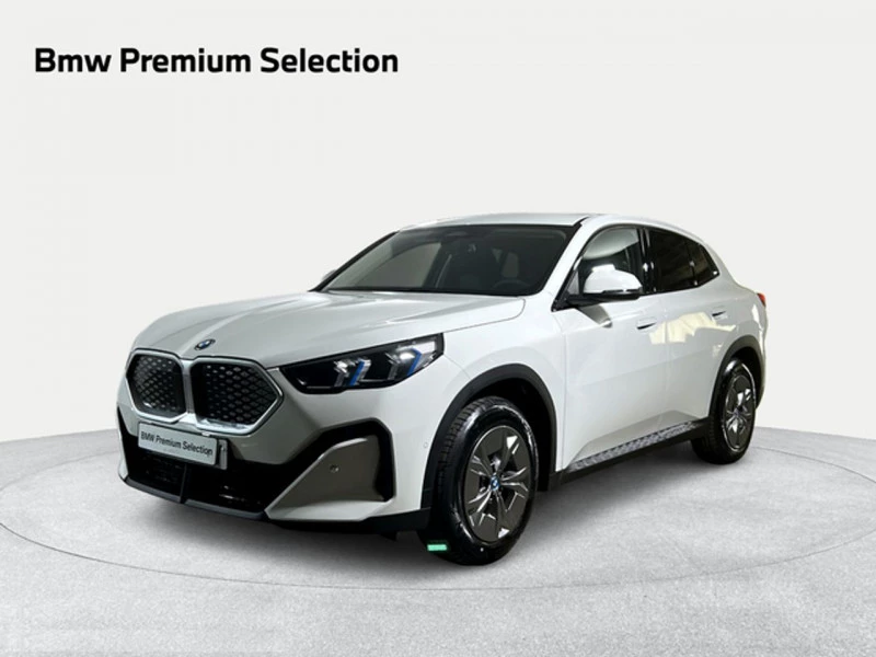 BMW iX2 xDrive30