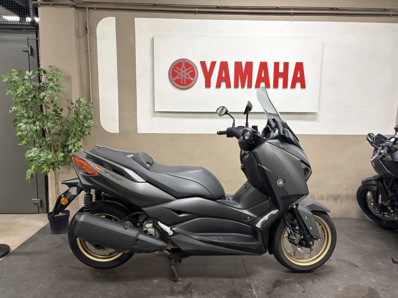Yamaha XMAX 300