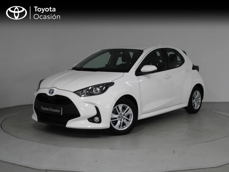 Toyota Yaris 1.5 120H Business Plus