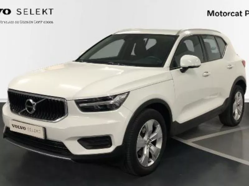 Volvo XC40 XC40 D3 MOMENTUM AUTMÁTICO Volvo XC40 XC40 D3 MOMENTUM AUTMÁTICO