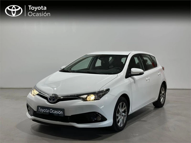 Toyota Auris hybrid 140H Active