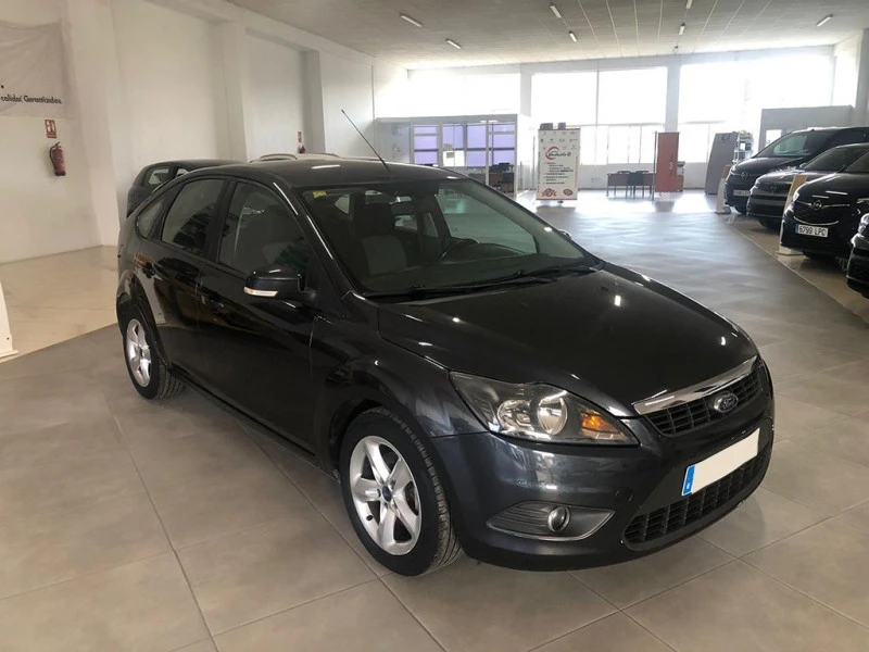 Ford Focus 1.6 TDCI 109 TREND 5P Ford Focus 1.6 TDCI 109 TREND 5P