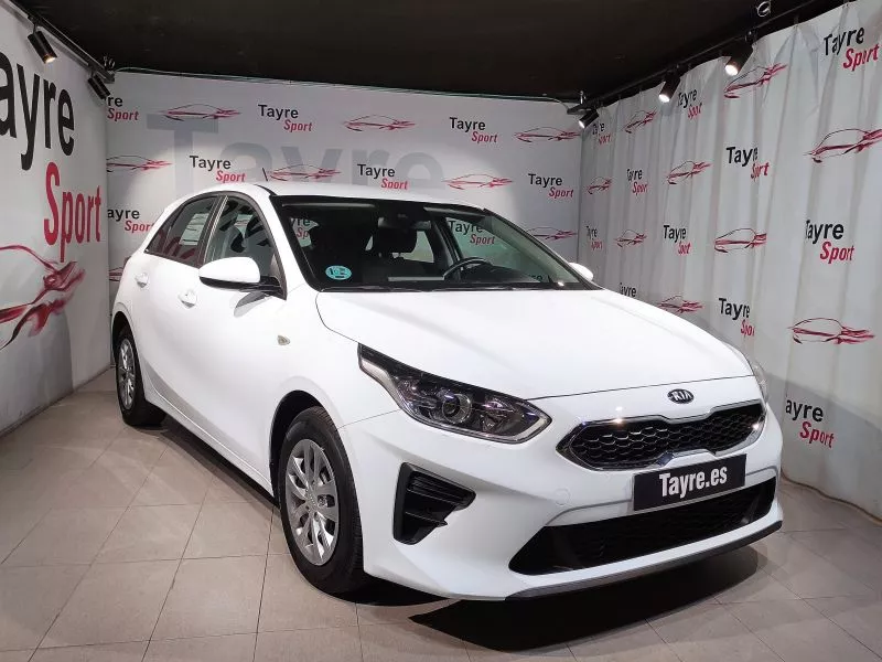 Kia Ceed 1.6 CRDi 85kW (115CV) Concept Kia Ceed 1.6 CRDi 85kW (115CV) Concept
