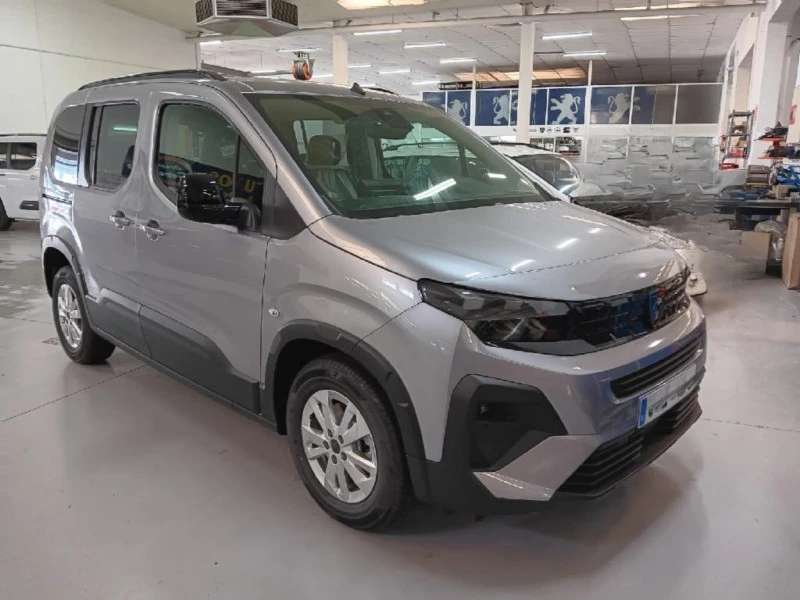 Peugeot Rifter 1.5 BLUEHDI 73KW ALLURE STANDARD 4P Peugeot Rifter 1.5 BLUEHDI 73KW ALLURE STANDARD 4P