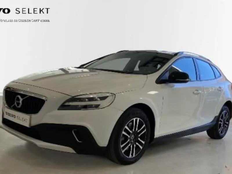 Volvo V40 Cross Country 2.0 D2 Plus Volvo V40 Cross Country 2.0 D2 Plus