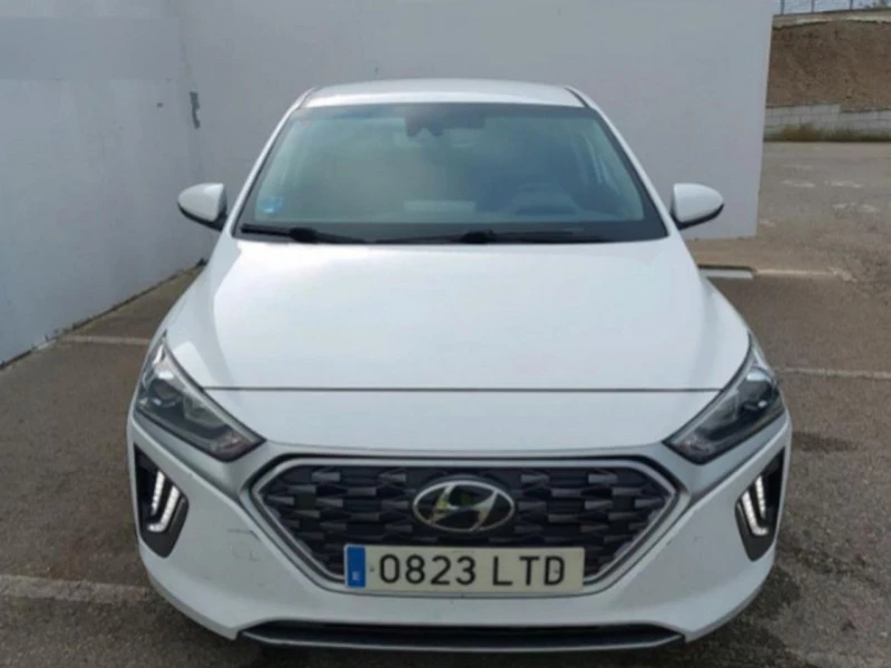 Hyundai IONIQ 1.6 GDI HEV Klass DCT Hyundai IONIQ 1.6 GDI HEV Klass DCT
