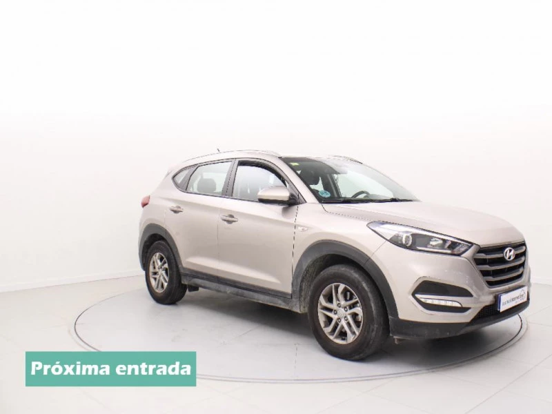 Hyundai Tucson 1.7 CRDI 115 HP BLUEDRIVE TECNO SKY 2WD 115 5P Hyundai Tucson 1.7 CRDI 115 HP BLUEDRIVE TECNO SKY 2WD 115 5P
