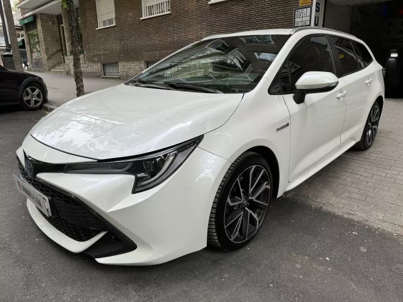 Toyota Corolla 2.0 180H FEEL! E-CVT TOURING SPORT