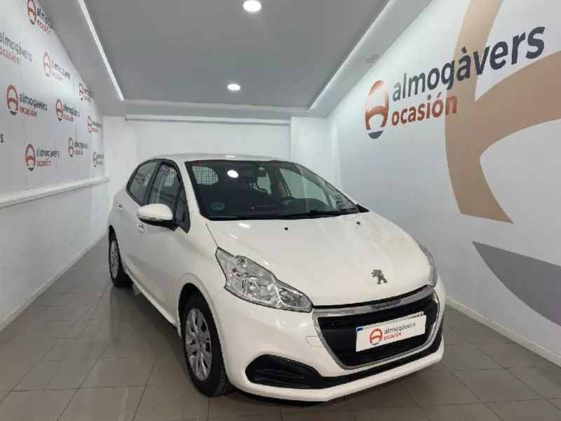 Peugeot 208 XAD 1.5 BLUEHDI 100CV 5P Peugeot 208 XAD 1.5 BLUEHDI 100CV 5P