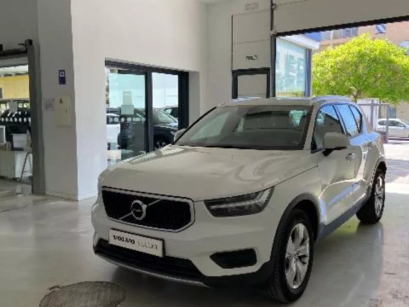Volvo XC40 1.5 T3 Momentum Volvo XC40 1.5 T3 Momentum
