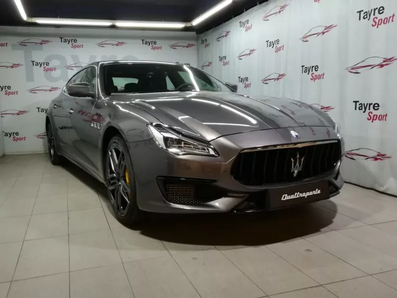 Maserati Quattroporte Modena S Q4 V6 430CV Gasolina AWD Maserati Quattroporte Modena S Q4 V6 430CV Gasolina AWD