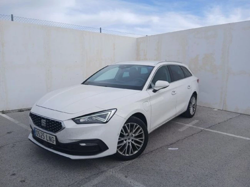 Seat Nuevo León SP 1.4 e-Hybrid DSG S&S Xcellence Go L