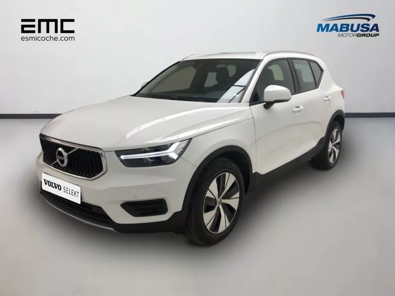 Volvo XC40 2.0 D4 AWD Momentum Auto Volvo XC40 2.0 D4 AWD Momentum Auto