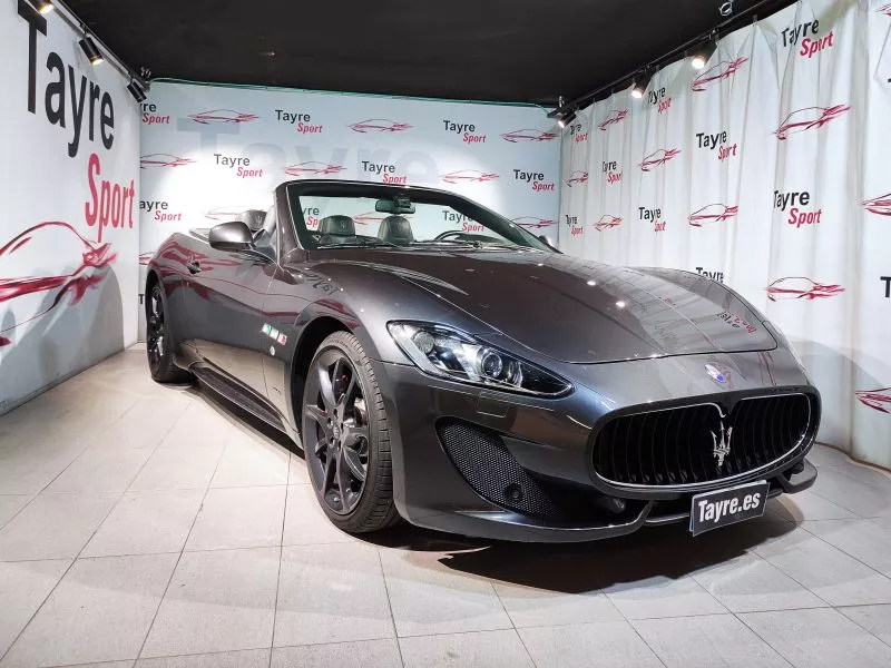 Maserati GranCabrio 4.7 V8 Sport Automático Maserati GranCabrio 4.7 V8 Sport Automático