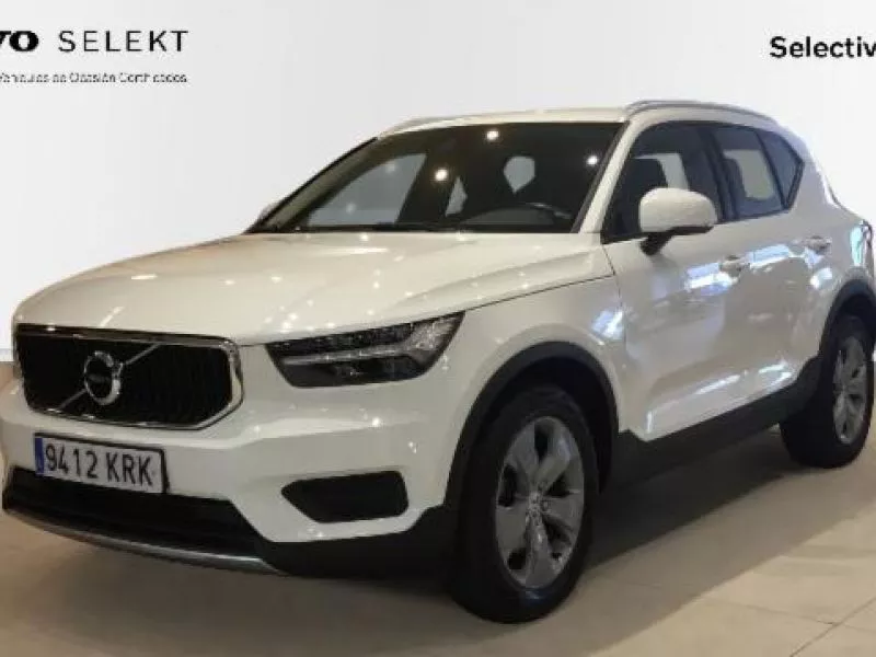 Volvo XC40 XC40 D4 AWD Momentum Automático Volvo XC40 XC40 D4 AWD Momentum Automático